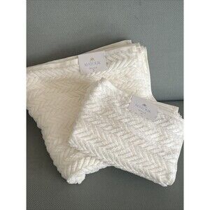 Matouk Bath & Hand Towel Set New Loose Braid Pattern Cotton Bone Set of Two New